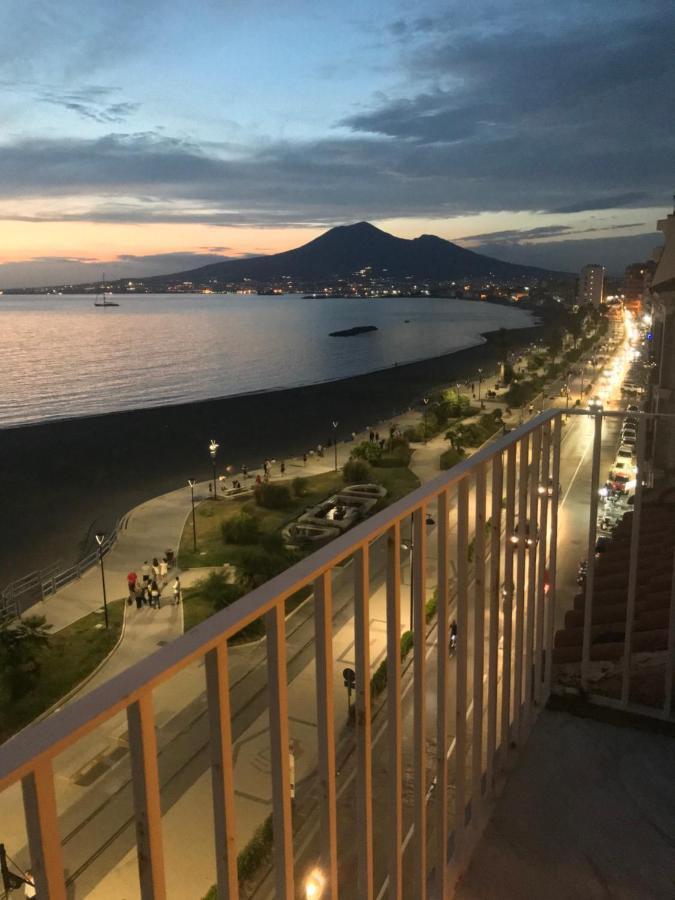 Il Veliero Acomodação com café da manhã Castellammare di Stabia Exterior foto
