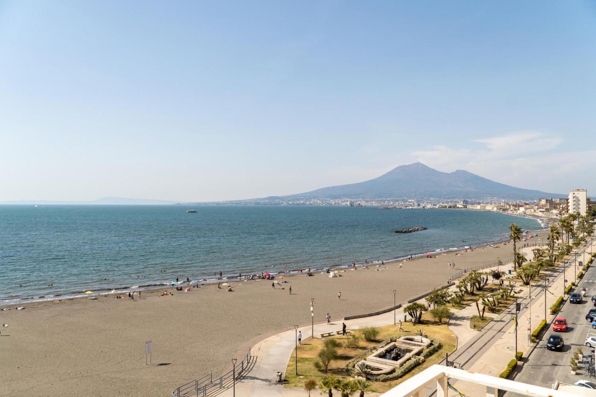 Il Veliero Acomodação com café da manhã Castellammare di Stabia Exterior foto
